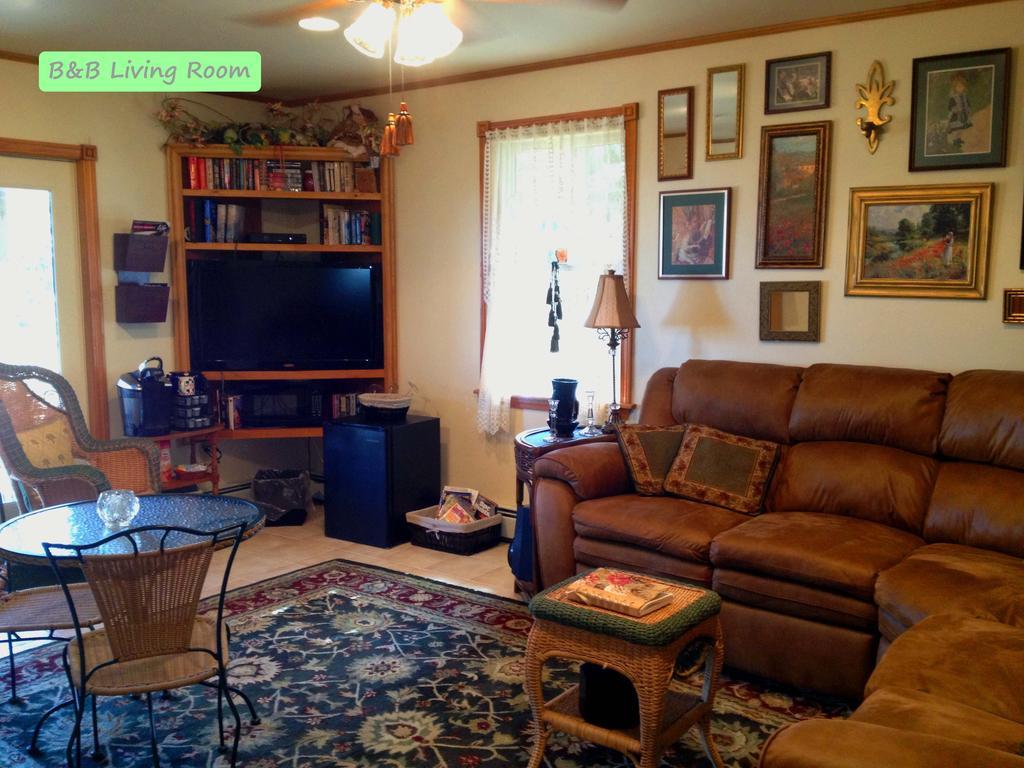Sheppard'S Place Bed & Breakfast Narragansett Esterno foto